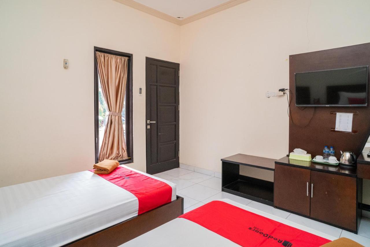 Reddoorz @ Wisma Pangrango Palangkaraya Εξωτερικό φωτογραφία